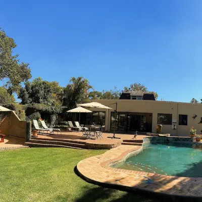 Malcolm Lodge Hotels near Jump Zim Trampoline Park