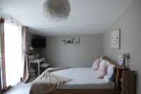La Ferme de Coron Hotels in Belley