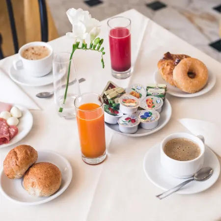 Raeli Hotel Noto