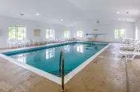 Comfort Inn & Suites Christiansburg I-81 Hotels in Radford