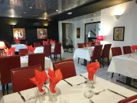 多爾多涅露台飯店 蘇亞克住宿飯店