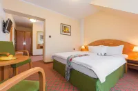 Lohmann's Kapeller Hof Hotels in Langenfeld