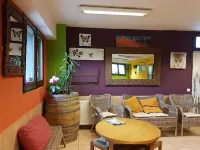 Alberg les Daines Hotels in Rialp