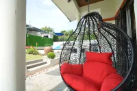 Homestay 5-bedroom villa with pool at Port Dickson