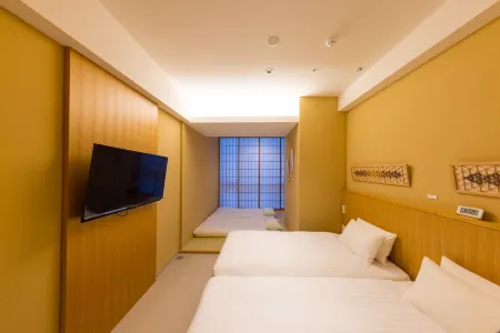 9 Hotel Hakata