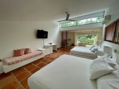 La Masia Hotel Boutique Hotel a Apulo