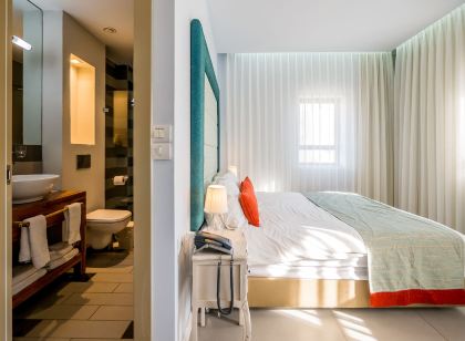 Bat Galim Boutique Hotel