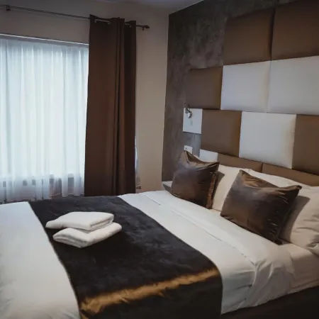 Onyx Hotel Expo Отели рядом с достопримечательностью «Станция метро Houba-Brugmann»