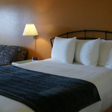 R&R Inn & Suites