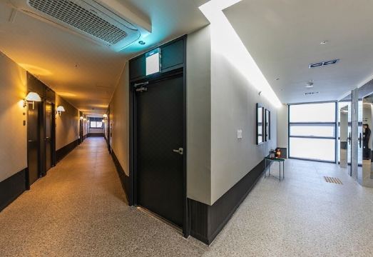 브라운 도트 호텔 진주