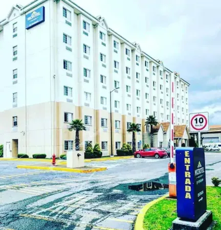 Microtel Inn & Suites by Wyndham Toluca