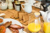 Robin Hood Farm B&B - Breakfast