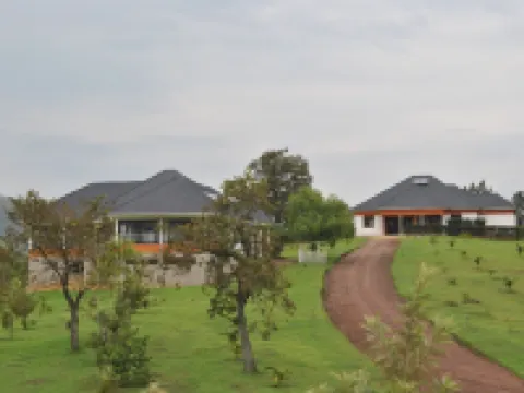 The Crested Crane Bwindi Hotel Hotels in Kinkiizi