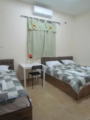 Royal Guest House Hotels near Nazareth Market