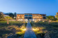 ナフティロス レジデンシス II のホテル