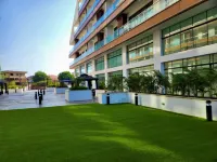 Chafford Suite-Douglas Luxury Apartments