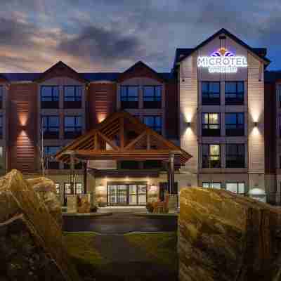 Microtel Inn & Suites by Wyndham Mont Tremblant Hotel Exterior
