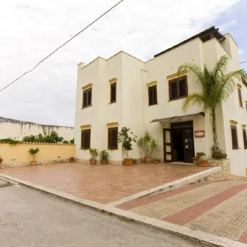 History Hotel