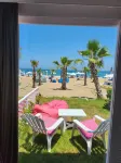 Paradise Inn Beach Resort - Romantic