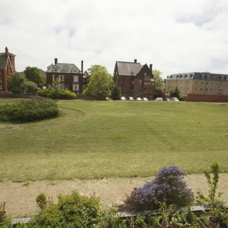 Barons Court