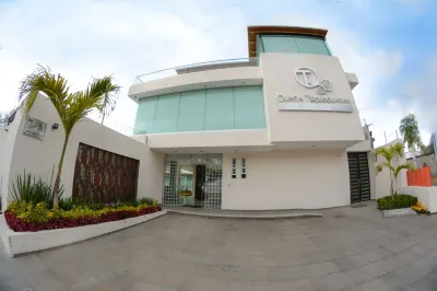 昆塔特克斯特潘飯店 住宿飯店