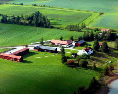 薩爾斯特姆斯加登酒店 圖什比酒店