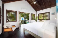 Puerta Azul Hotels in French Cay