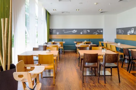 B&B飯店 波鴻火車總站南