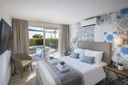 Leonardo Plaza Cypria Maris Beach Hotel & Spa