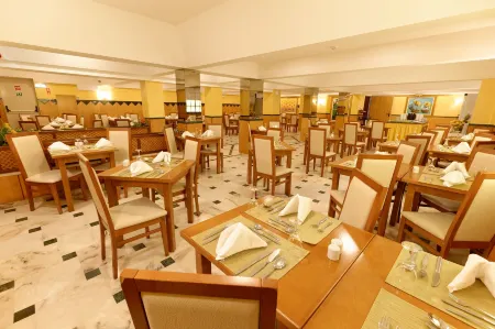 Hotel Baía de Monte Gordo Отели в г. Monte Gordo