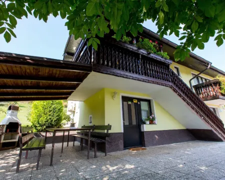 Apartments Sole Hotels in Podcetrtek