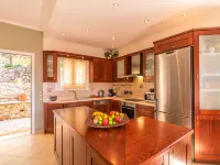 The Olive Grove Cottage by Konnect - 2,5km from Ipsos Hotels in Ipsos