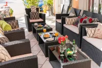 Odysseus Palace Hotels in Elios Proni