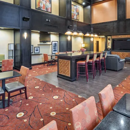 Hampton Inn & Suites Longview North Отели в г. Лонгвью