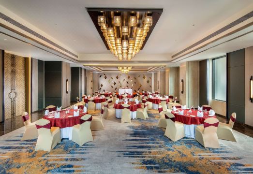 로열 홈텔 스위트