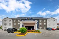 Comfort Inn & Suites North Greenfield - Pool