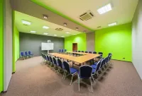 Terminal Hotel - Cho phép mang theo thú cưng