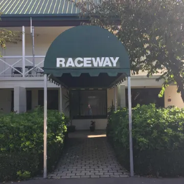Raceway Motel Отели рядом с достопримечательностью «Стадион «Ланкастер-Парк»»