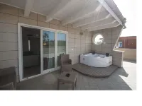 Porto di Claudio - 4-Star