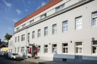 Hahn Hotel Vienna Hotel di Schwechat