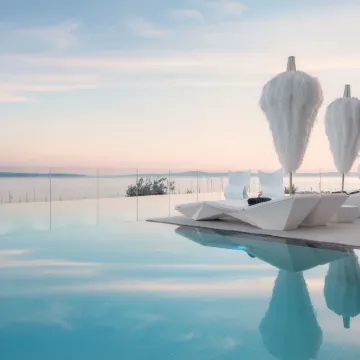 Posh Residence Luxury Suites