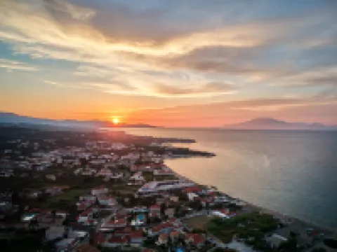 Koukos Loft Apartments Hotels in Planos