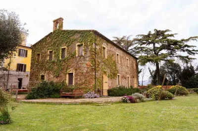 Agriturismo Bio Fattoria di Pietra فنادق في Roccastrada