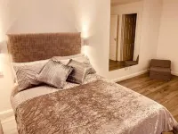 Beautiful 3-Bed House in Londonderry Hotel a 