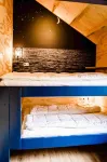 Waterlodge Skries in Nes Hotels in Heerenveen