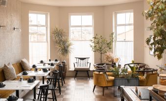 Leighton House - Boutique Guesthouse