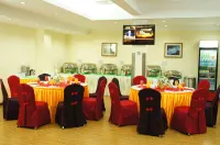 Myanmar Sports Hotel - Breakfast