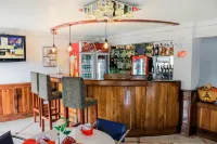 New Hotel Aquiline
