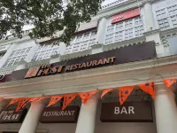 Daffodils Inn Hotels in Mehram Nagar