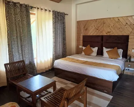 Heaven Inn Manali Hotels in Soil